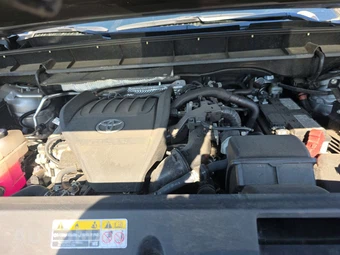 2025 Toyota Highlander LE - miniatura 16