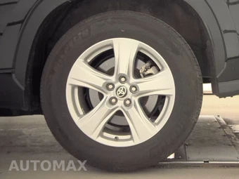 2025 Toyota Highlander LE - miniatura 12