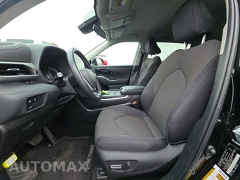2025 Toyota Highlander LE - miniatura 13