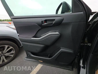 2025 Toyota Highlander LE - miniatura 15
