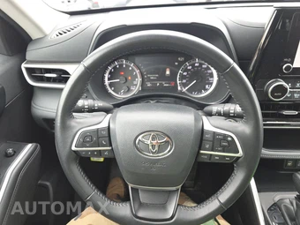 2025 Toyota Highlander LE - miniatura 16