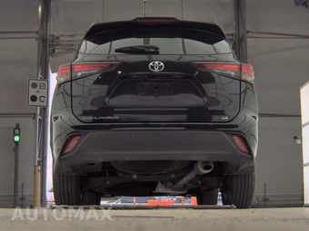 2025 Toyota Highlander LE - miniatura 7