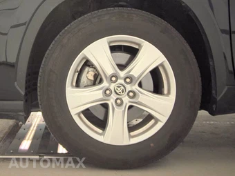 2025 Toyota Highlander LE - miniatura 9