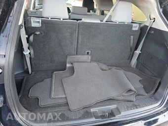 2025 Toyota Highlander LE - miniatura 17