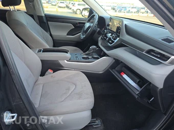 2025 Toyota Highlander LE - miniatura 8