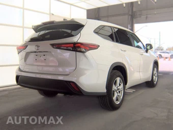 2025 Toyota Highlander LE - miniatura 5