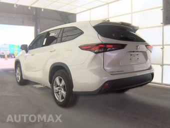 2025 Toyota Highlander LE - miniatura 8
