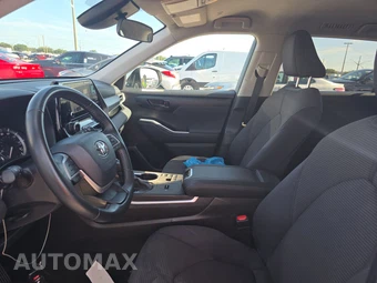 2025 Toyota Highlander LE - miniatura 13