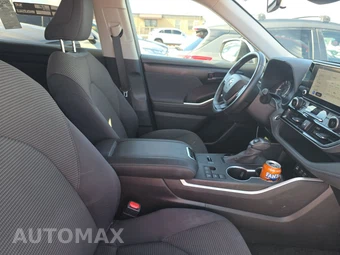 2025 Toyota Highlander LE - miniatura 14