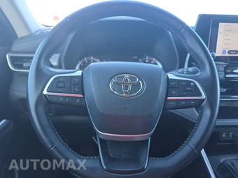 2025 Toyota Highlander LE - miniatura 16
