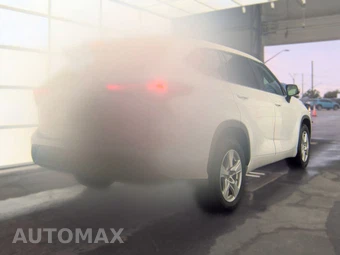 2025 Toyota Highlander LE - miniatura 5