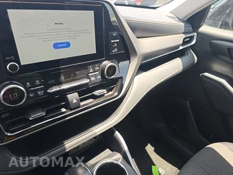 2025 Toyota Highlander LE - miniatura 11