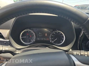 2025 Toyota Highlander LE - miniatura 12