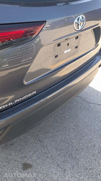 2025 Toyota Highlander LE - miniatura 22