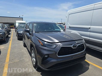 2025 Toyota Highlander LE - miniatura 3