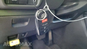 2025 Toyota Highlander LE - miniatura 18