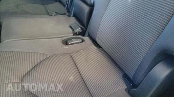 2025 Toyota Highlander LE - miniatura 23