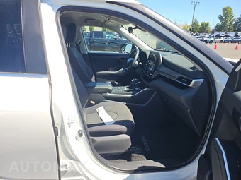 2025 Toyota Highlander LE - miniatura 8