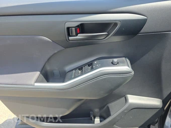2025 Toyota Highlander LE - miniatura 15
