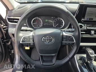2025 Toyota Highlander LE - miniatura 16