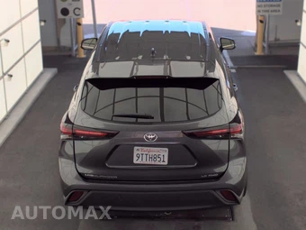 2025 Toyota Highlander LE - miniatura 6