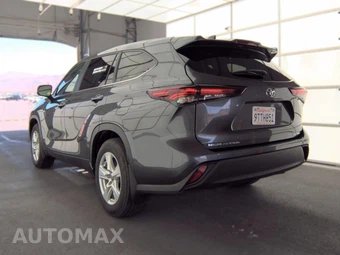 2025 Toyota Highlander LE - miniatura 8