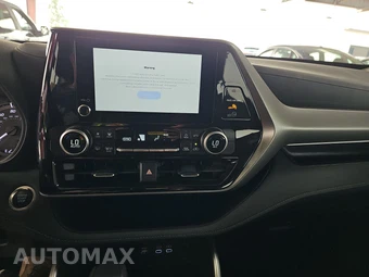 2025 Toyota Highlander LE - miniatura 11