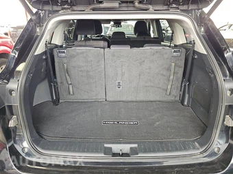 2025 Toyota Highlander LE - miniatura 18