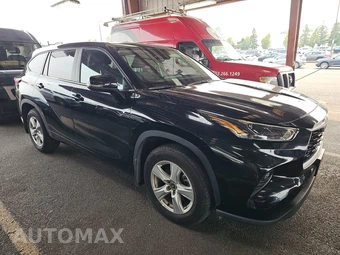 2025 Toyota Highlander LE - miniatura 3