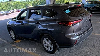 2025 Toyota Highlander LE - miniatura 6