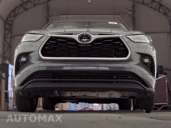 2025 Toyota Highlander LE - miniatura 3