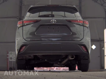 2025 Toyota Highlander LE - miniatura 7