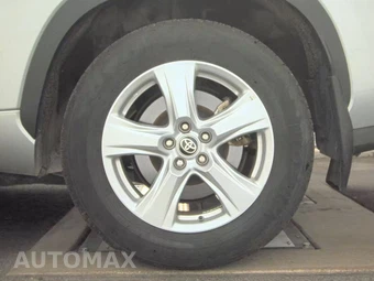 2025 Toyota Highlander LE - miniatura 12