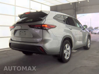 2025 Toyota Highlander LE - miniatura 5