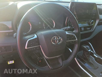 2025 Toyota Highlander LE - miniatura 16
