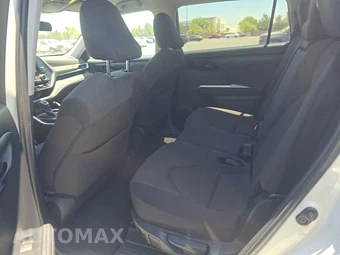 2025 Toyota Highlander LE - miniatura 13