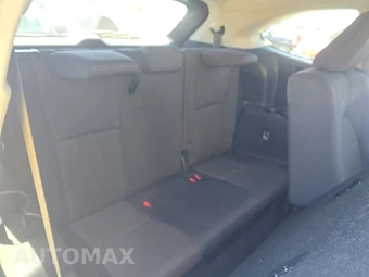 2025 Toyota Highlander LE - miniatura 14