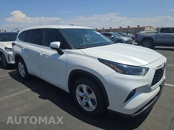 2025 Toyota Highlander LE - miniatura 3