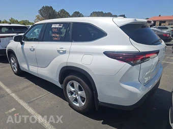 2025 Toyota Highlander LE - miniatura 6