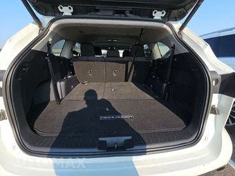 2025 Toyota Highlander LE - miniatura 24
