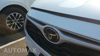 2025 Toyota Highlander LE - miniatura 26