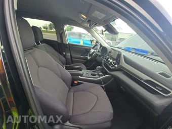 2025 Toyota Highlander LE - miniatura 14