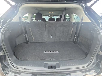 2025 Toyota Highlander LE - miniatura 23