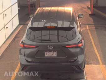 2025 Toyota Highlander LE - miniatura 6