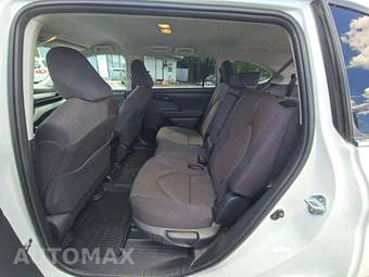 2025 Toyota Highlander LE - miniatura 10