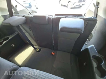 2025 Toyota Highlander LE - miniatura 11