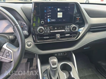 2025 Toyota Highlander LE - miniatura 7