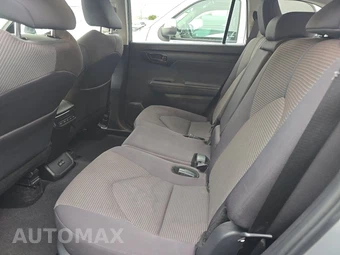 2025 Toyota Highlander LE - miniatura 13