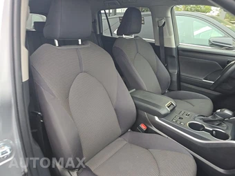 2025 Toyota Highlander LE - miniatura 8