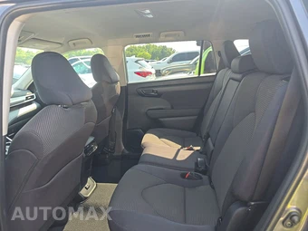 2025 Toyota Highlander LE - miniatura 19